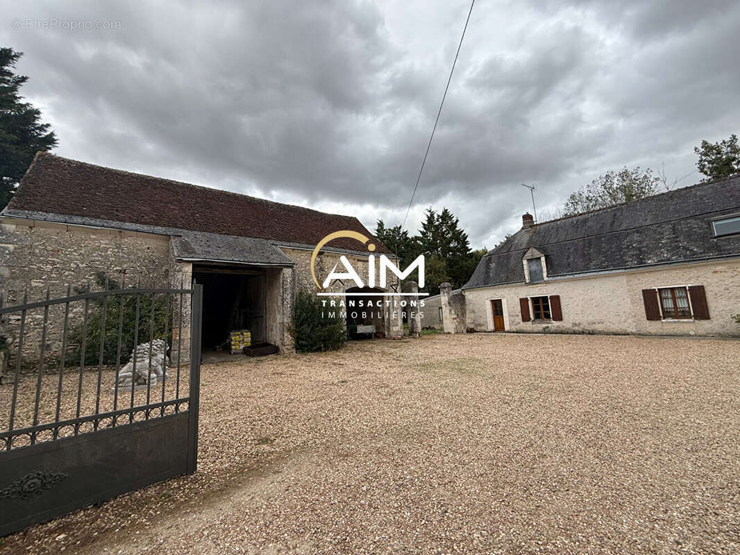 Maison à REIGNAC-SUR-INDRE