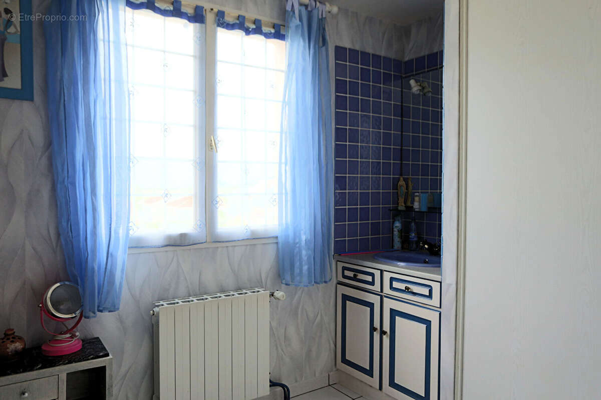 Maison à PESSAT-VILLENEUVE