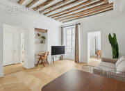 Appartement à PARIS-2E