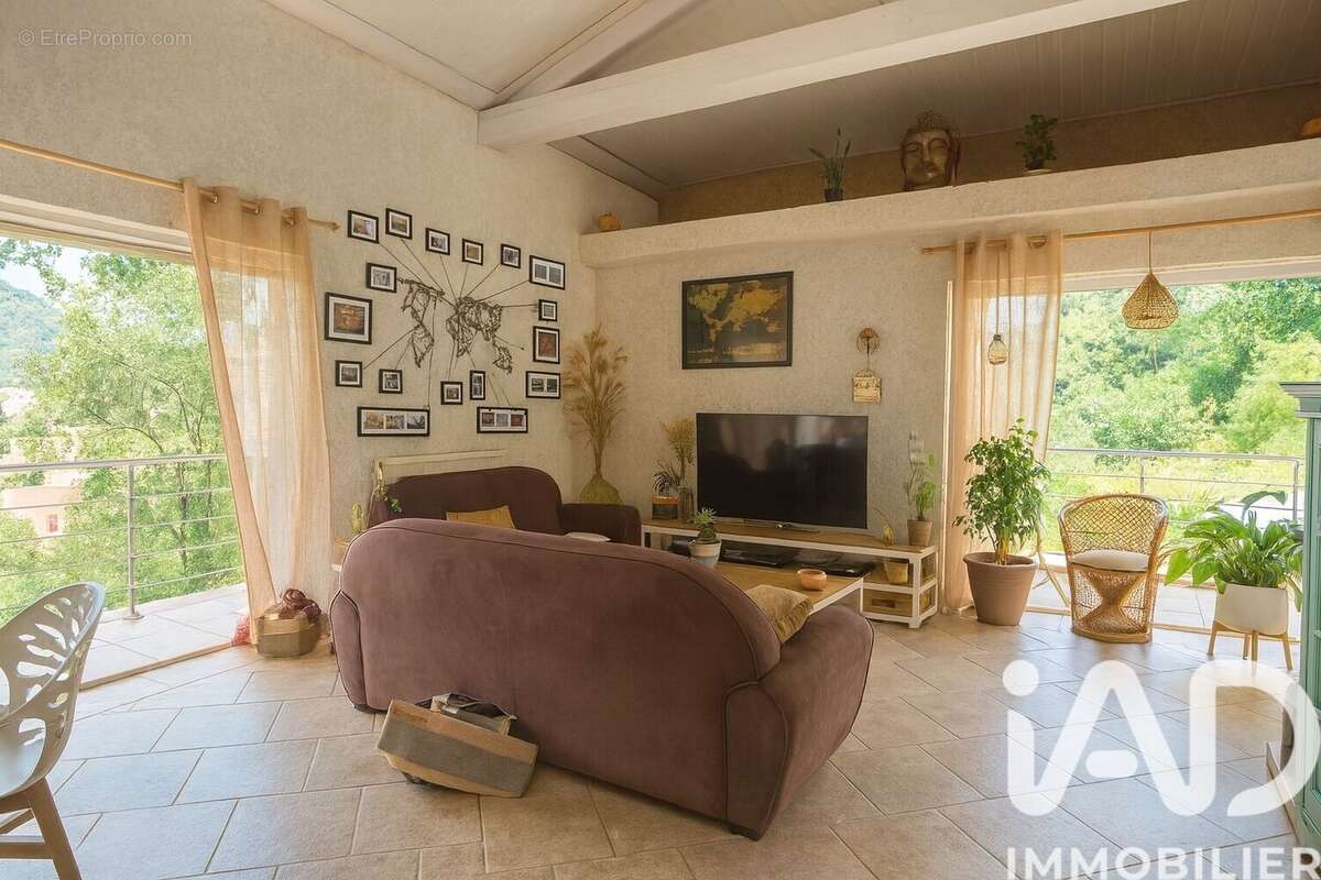 Photo 2 - Maison à LA MOTTE