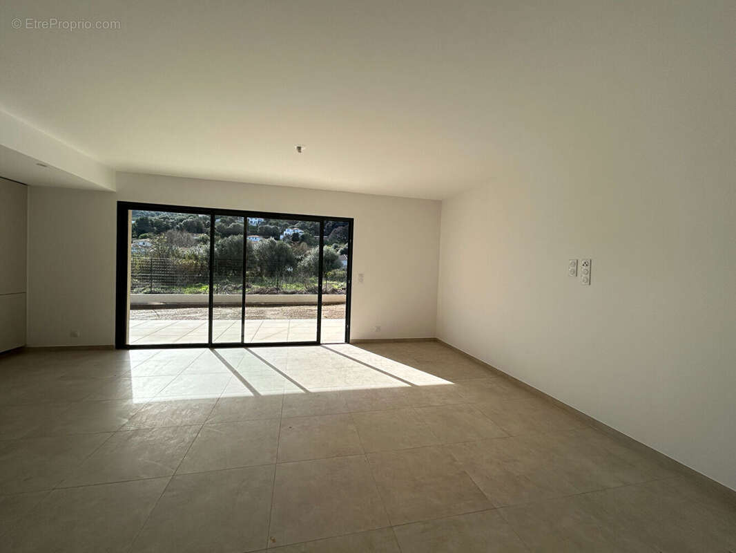 Appartement à BORGO