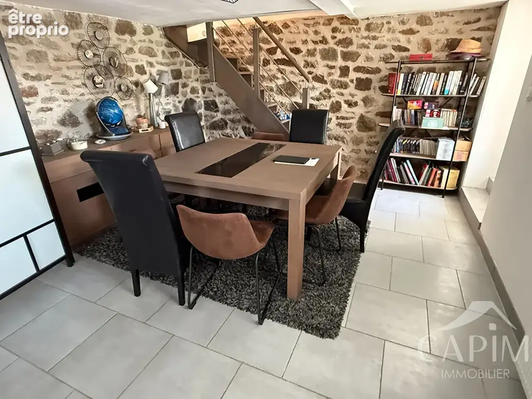 Maison de ville  Fougères  110 m2 - 3 Ch. -  Cour - Jardin - photo 8