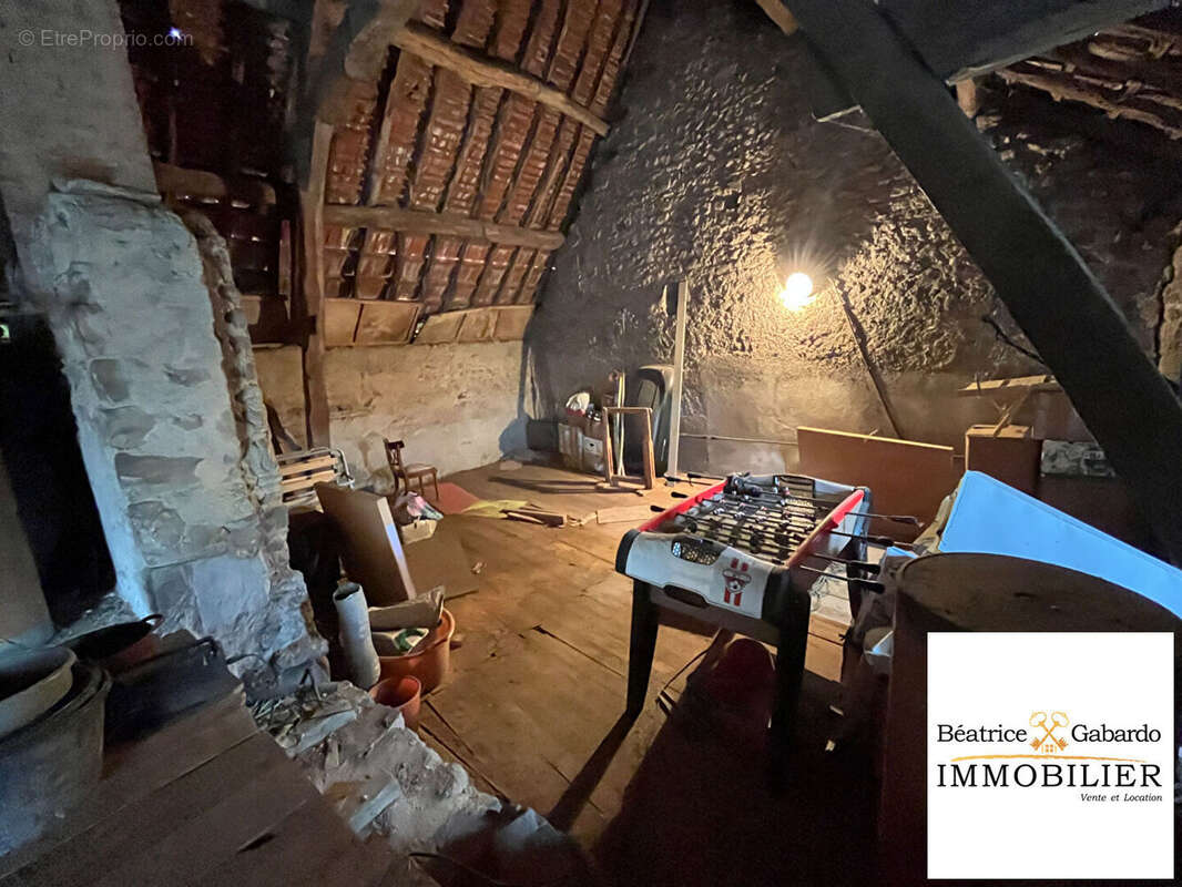 Maison à BOIS-SAINTE-MARIE