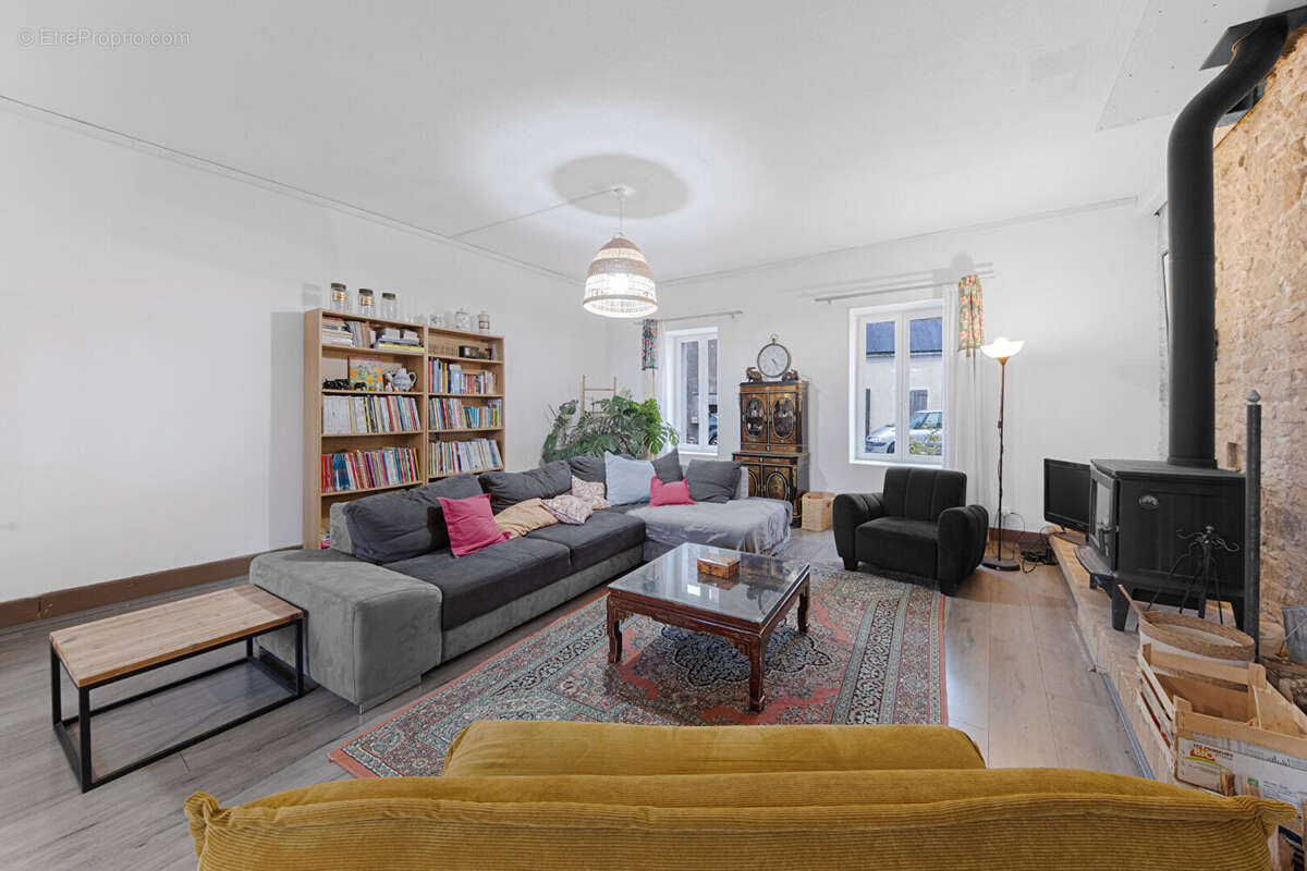 Maison à LABERGEMENT-LES-SEURRE