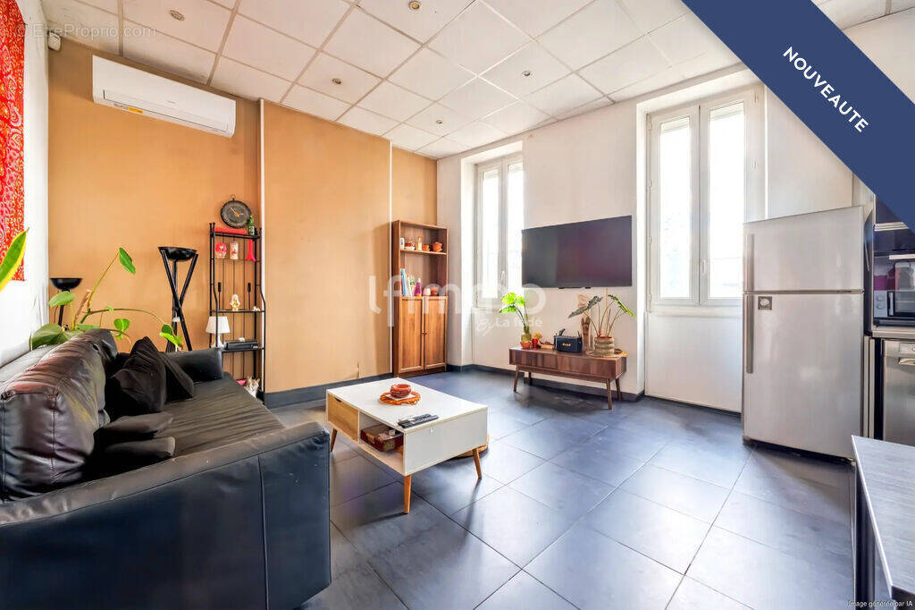 Appartement à MARSEILLE-4E