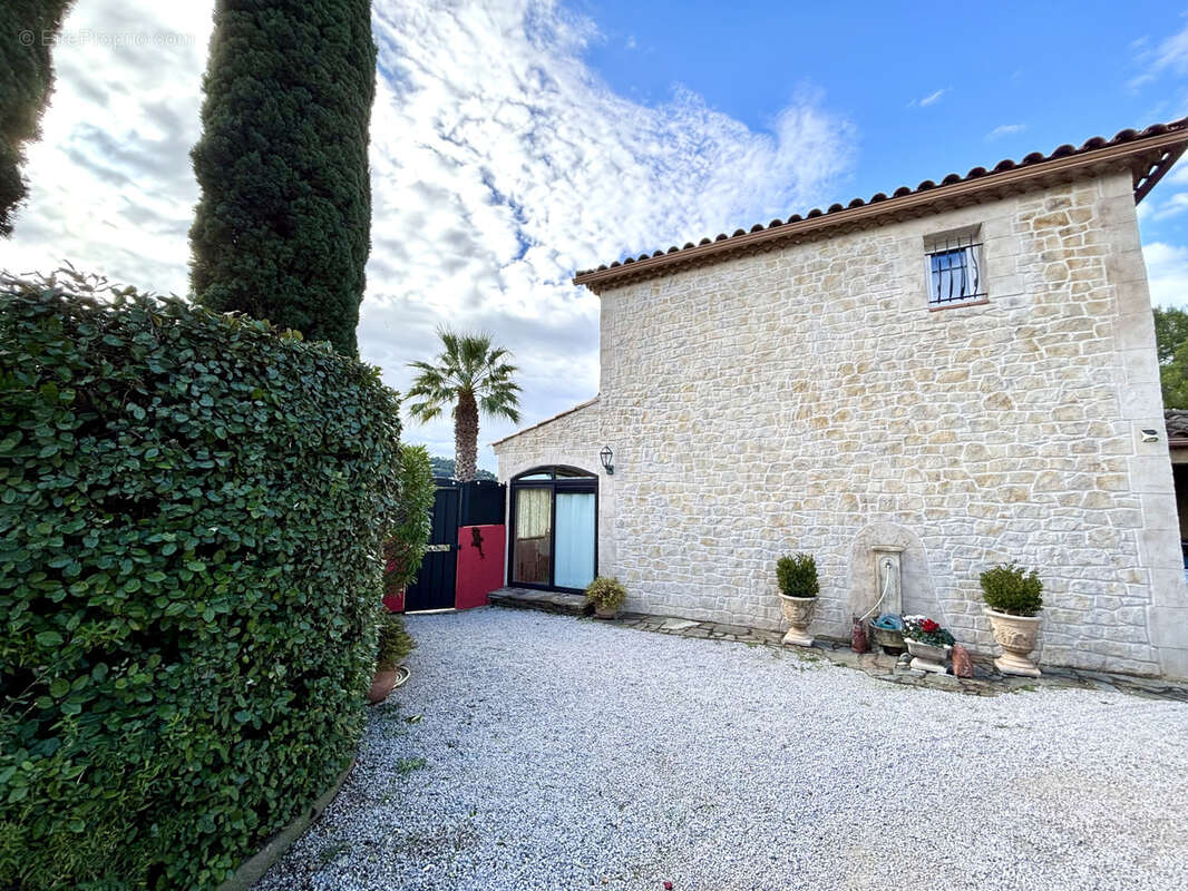 Maison à LA CADIERE-D&#039;AZUR