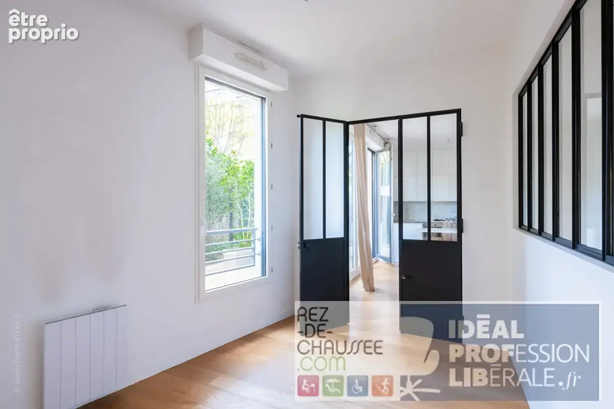 Immeuble 2010 - espace avec exterieur - photo 6
