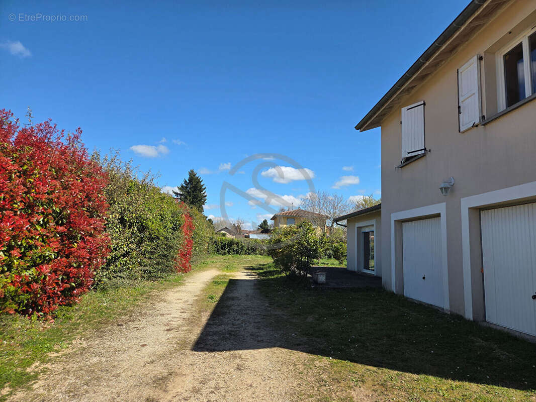 Maison à LA COTE-SAINT-ANDRE