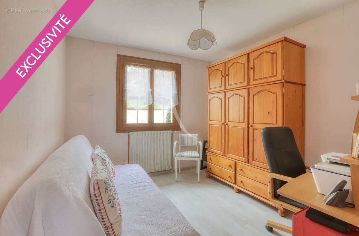 Maison à VAUX-SUR-SEINE