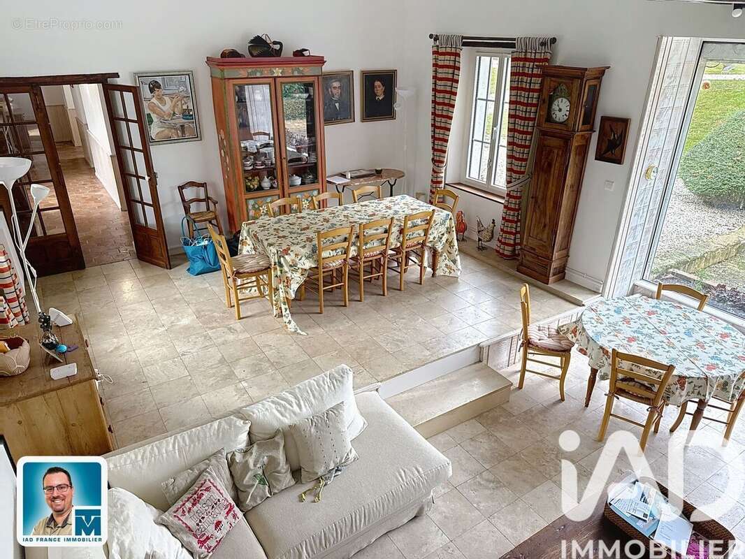 Photo 3 - Maison à TREMBLAY-LES-VILLAGES