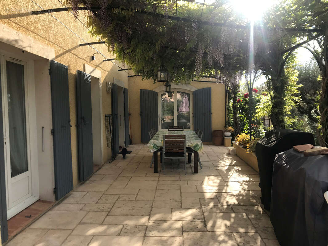 Maison à SERNHAC
