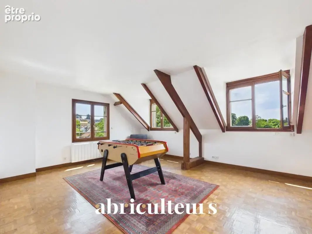 Maison familiale lumineuse avec grand jardin, terrasse et 5 chambres à Saint-Leu-la-Forêt (95320) - photo 13