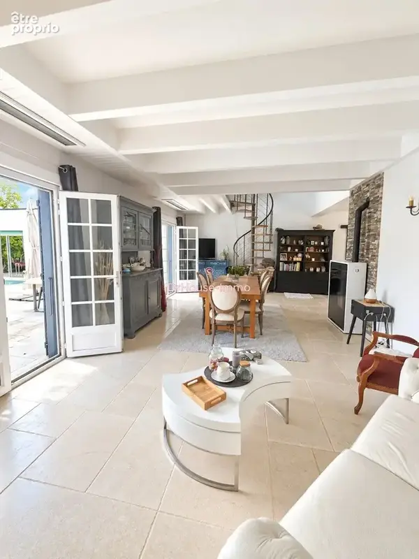 Maison 8 pièces 243 m² à vendre à Cisse (86170) - photo 9