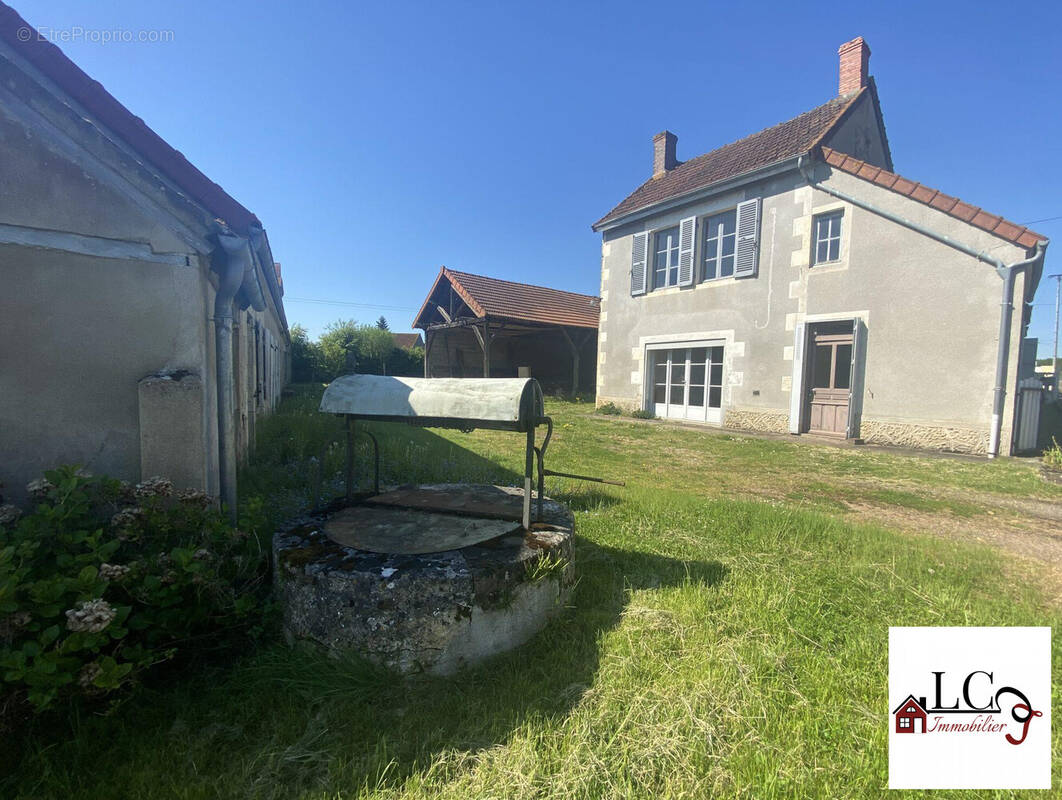 Maison à BEAUMONT-LA-FERRIERE