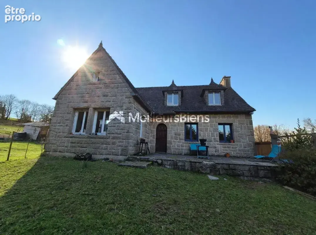Magnifique propriété centre équestre de 1983 sur un terrain de 1,3 hectares - photo 2