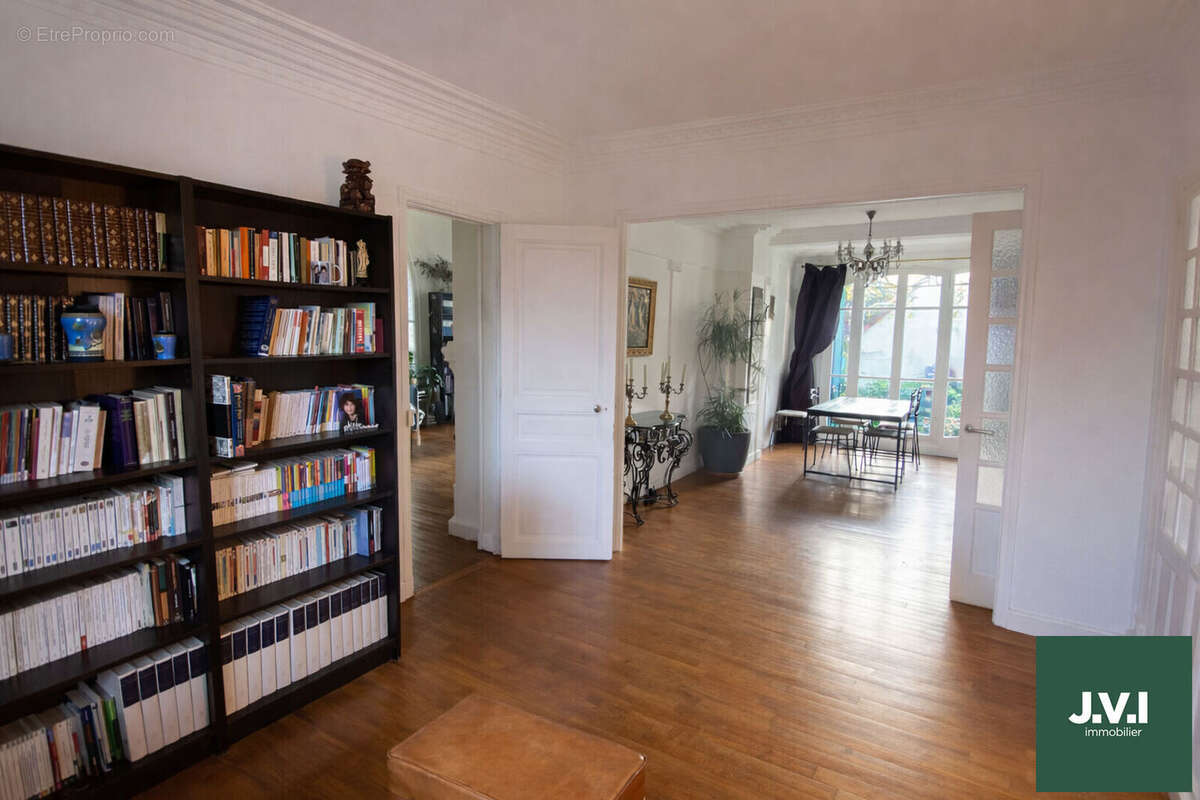 Maison à ENGHIEN-LES-BAINS