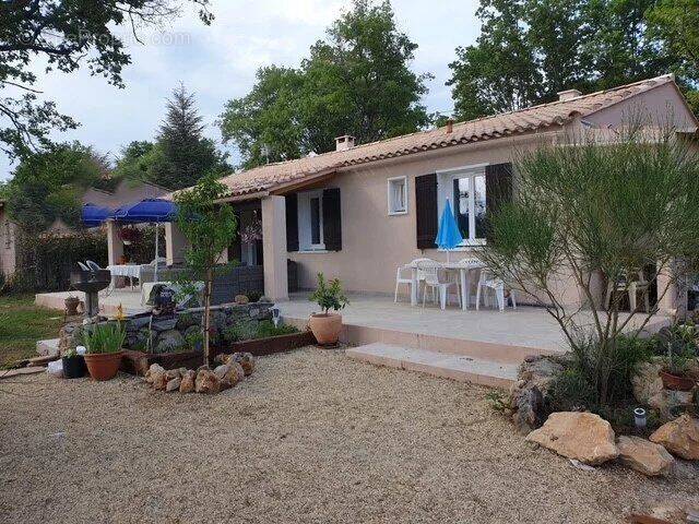 Photo 1 - Maison à REGUSSE