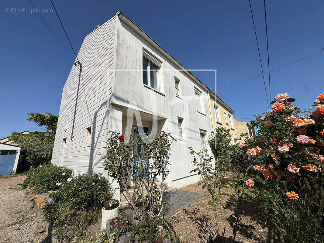 Maison à TRELAZE