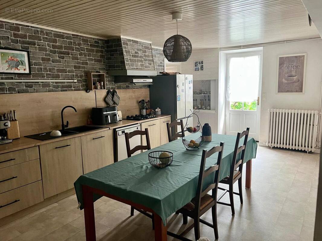 Photo 1 - Maison à VARAIZE