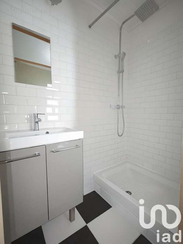 Maison 110 m² à Saint-Clement-Sur-Valsonne  - photo 9