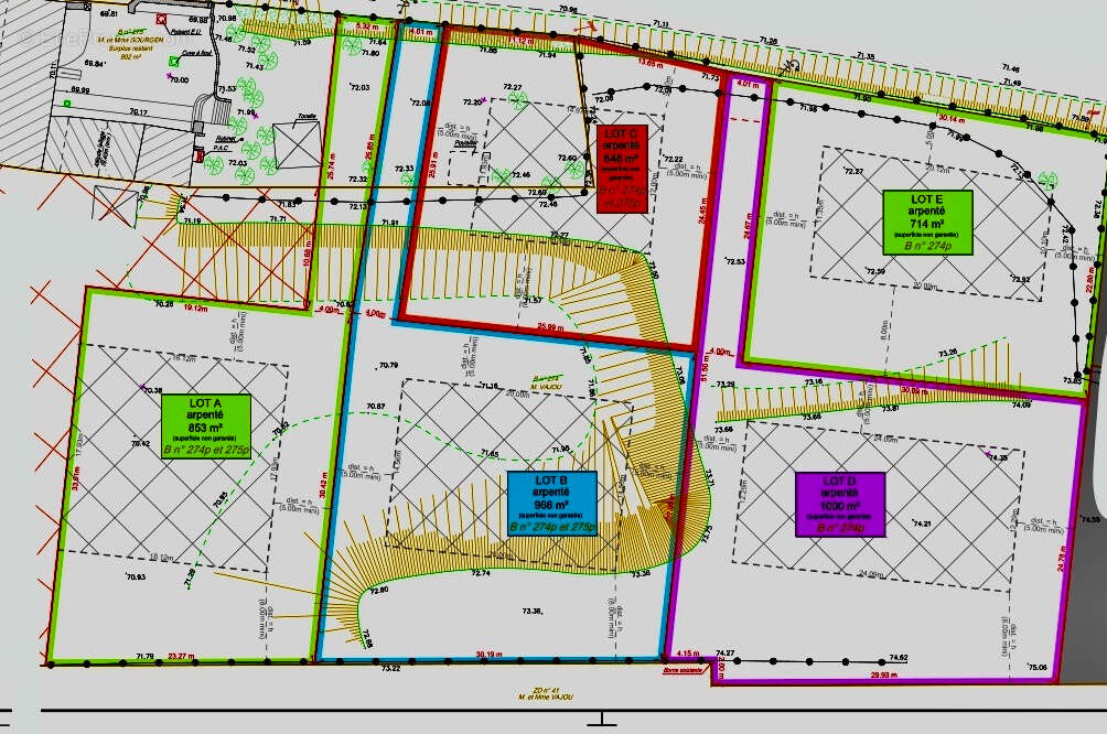Terrain à EVRY-GREGY-SUR-YERRE