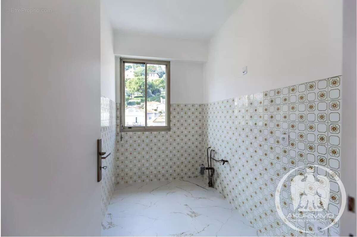 Appartement à BEAULIEU-SUR-MER