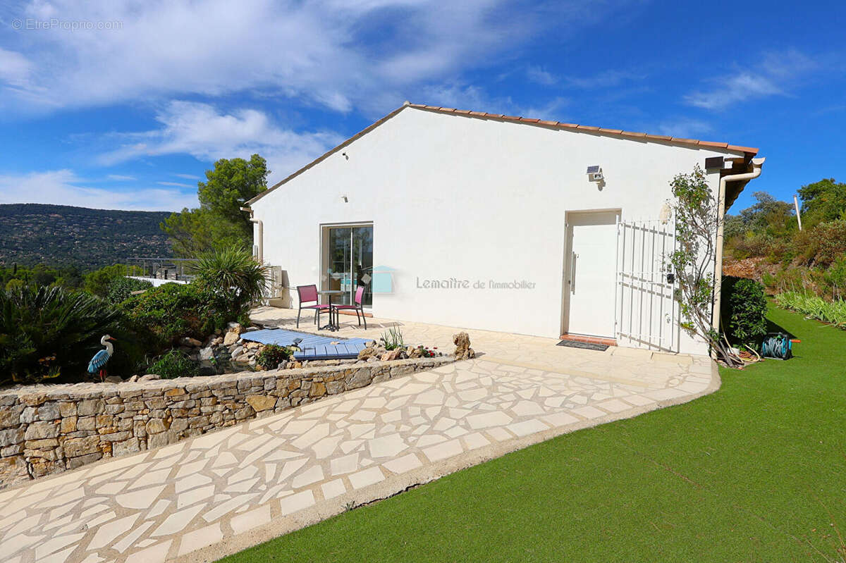 Maison à PEYMEINADE