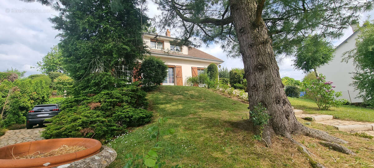 Maison à CHATEAUDUN