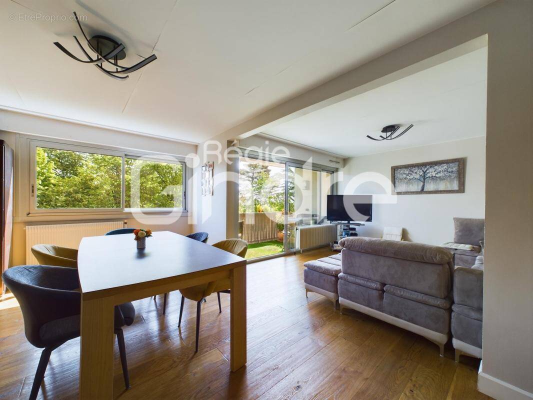 Appartement à CALUIRE-ET-CUIRE