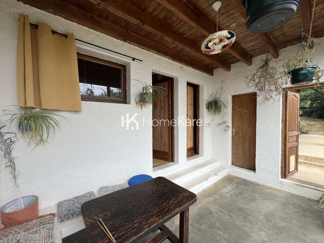 Maison 125 m² à Latoue  - photo 3