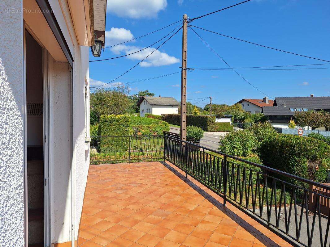 Maison à MONTFAUCON