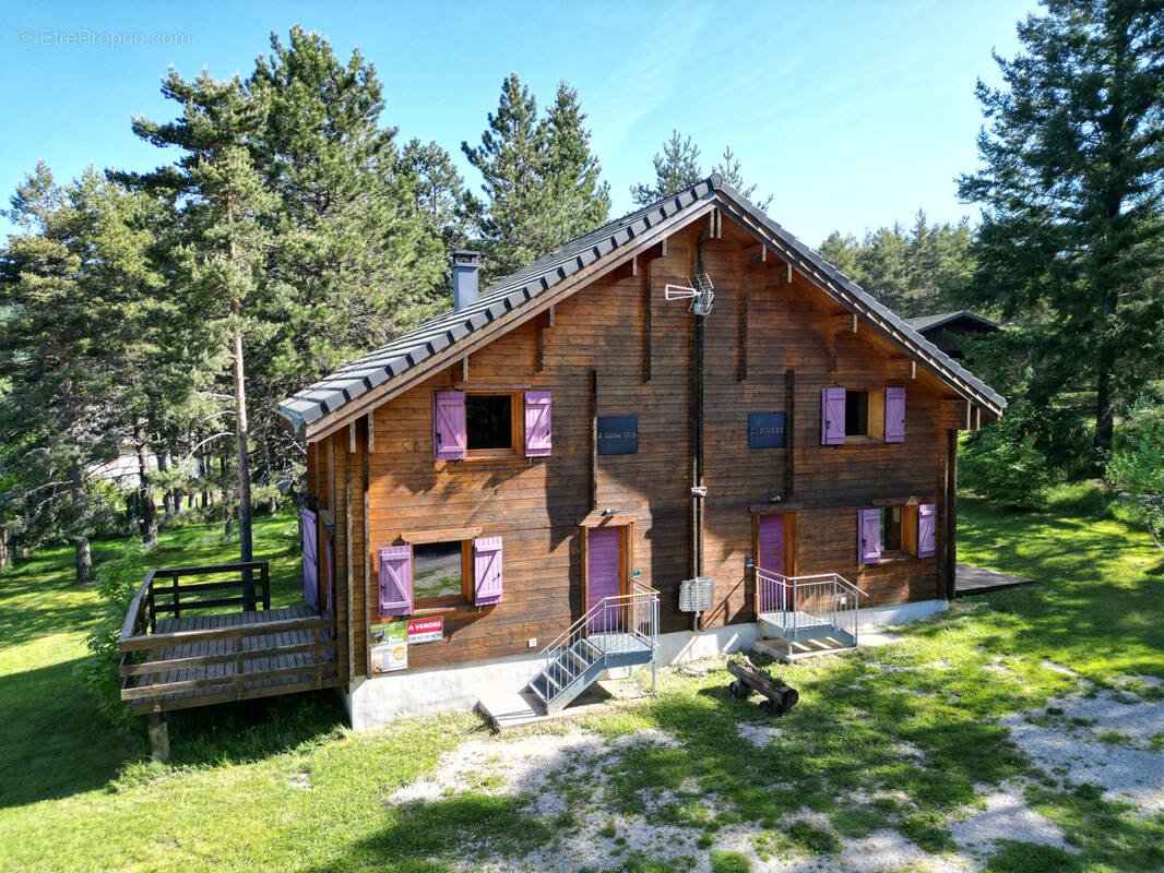 Maison à SAINT-SAUVEUR-CAMPRIEU