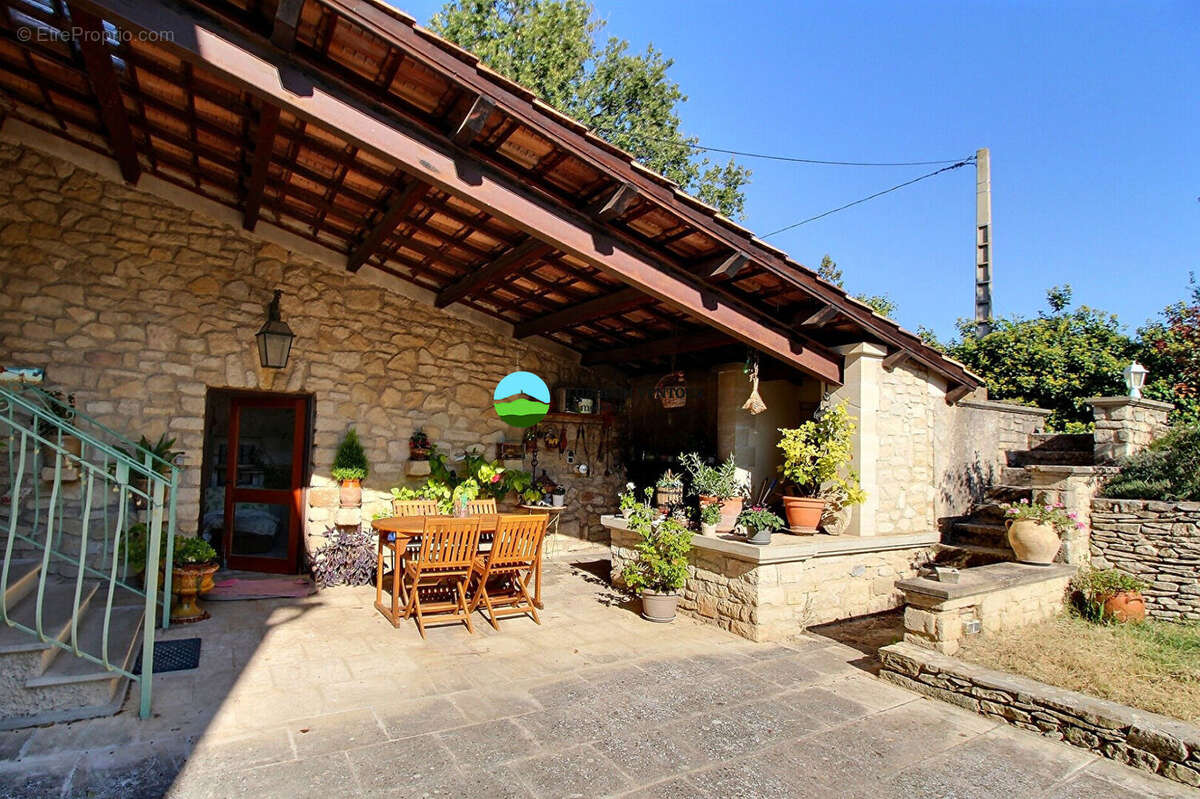 Maison à CAROMB