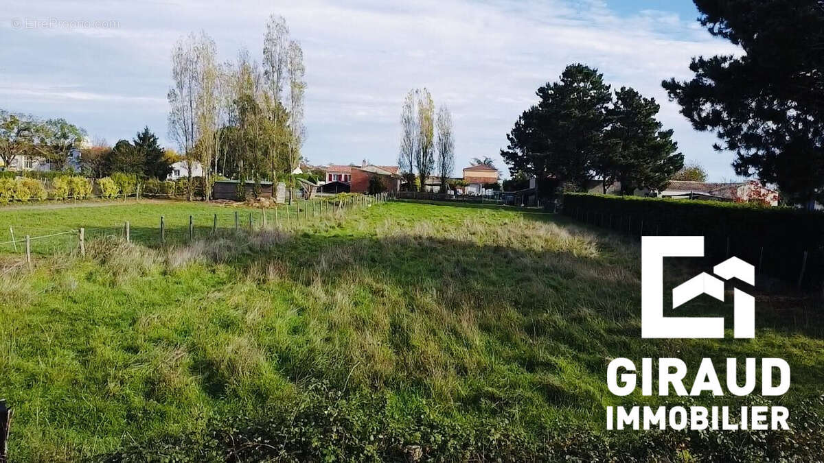 Terrain à SERIGNE