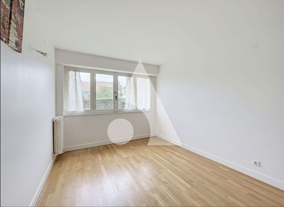 Appartement à RUEIL-MALMAISON
