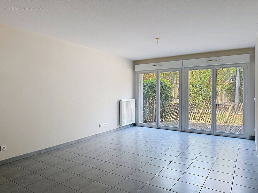 Appartement à VILLENAVE-D'ORNON