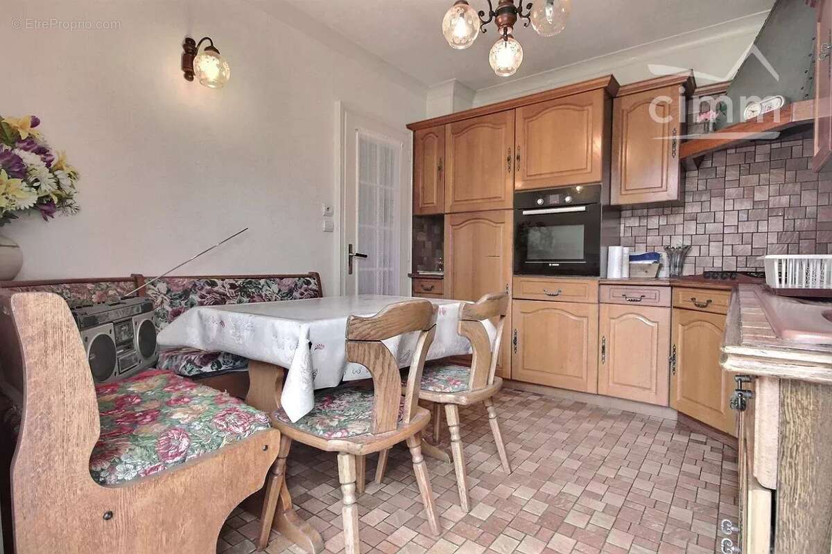 Maison à VAULNAVEYS-LE-HAUT