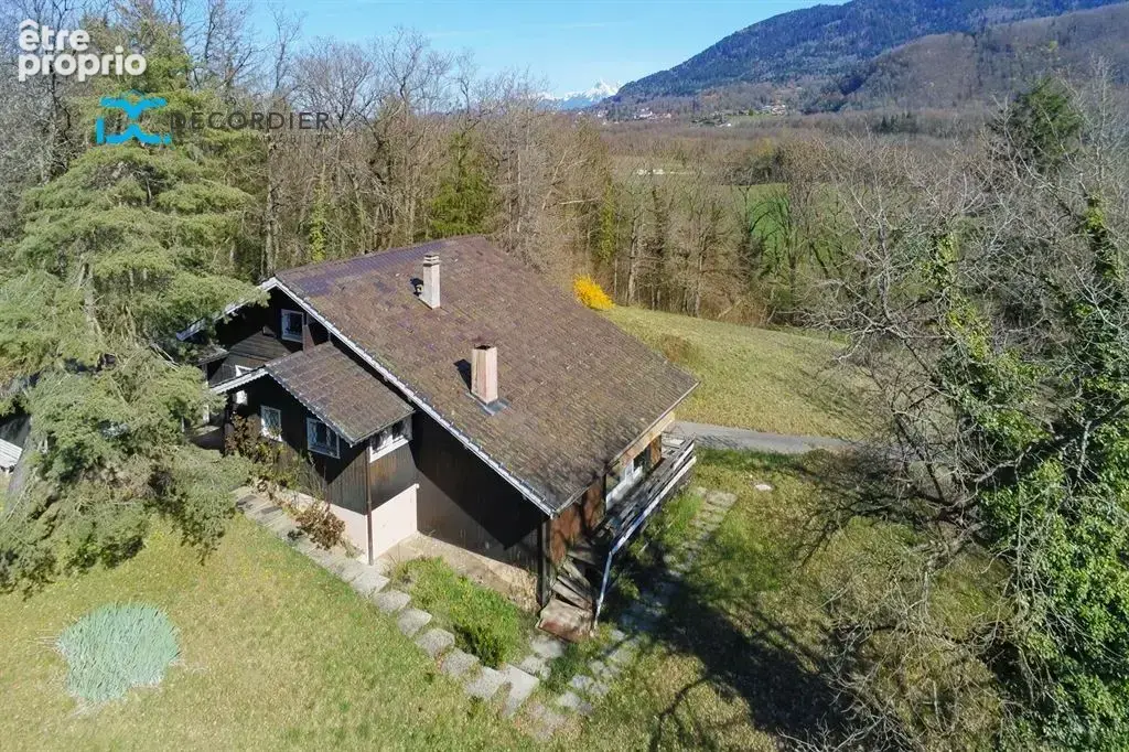 Lyaud - propriete 18 689 m² et maison de 180m2 - photo 2