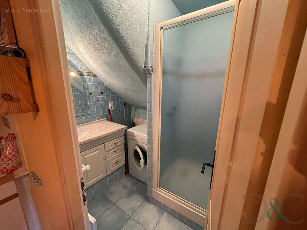 Appartement à BORMES-LES-MIMOSAS