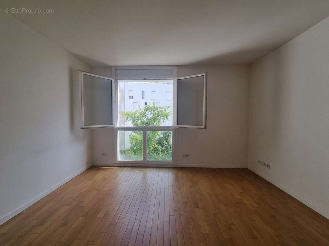 Appartement 39 m² à Issy-Les-Moulineaux  - photo 2
