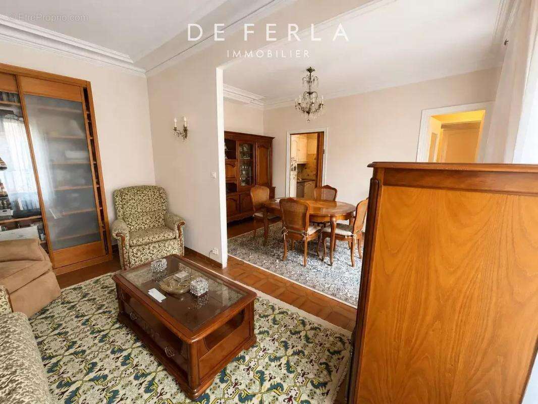 Appartement à PARIS-4E