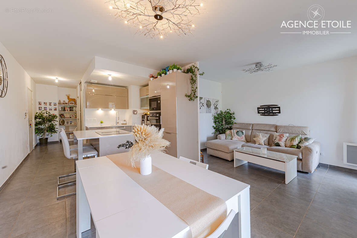 Appartement à MARSEILLE-11E
