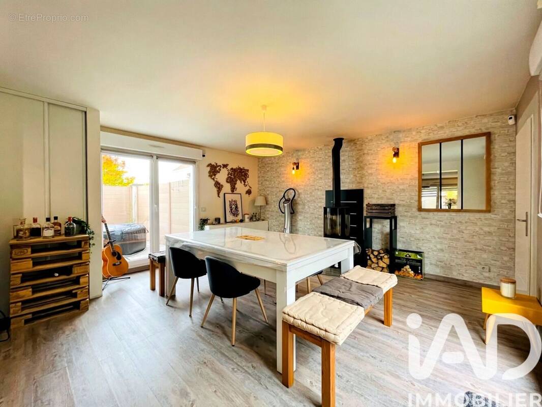 Photo 1 - Maison à CESSON