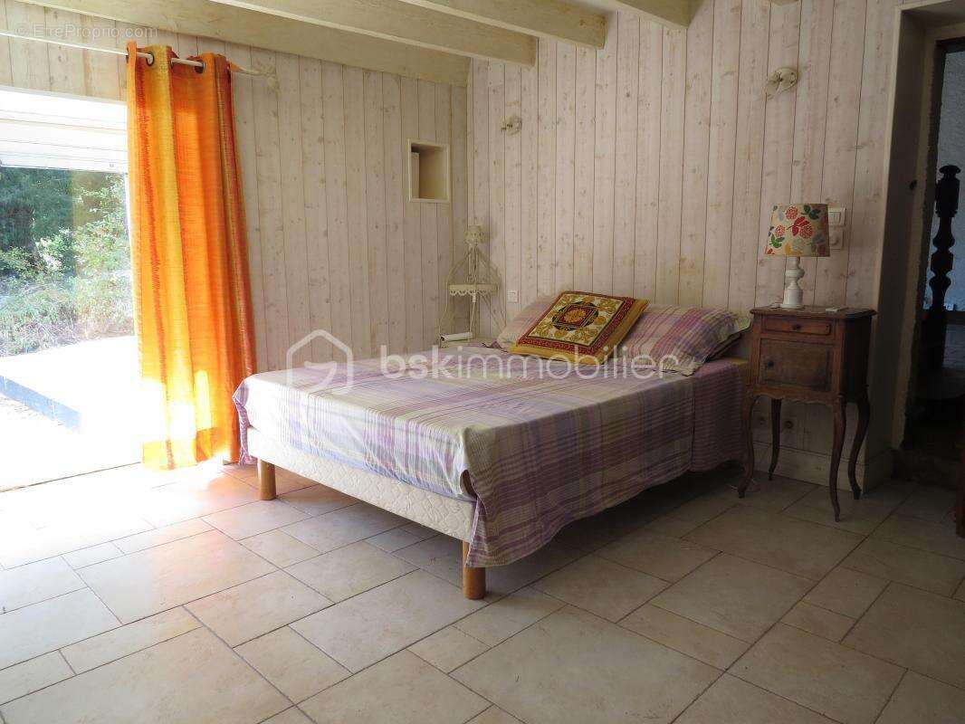 Maison à FAYE-L'ABBESSE
