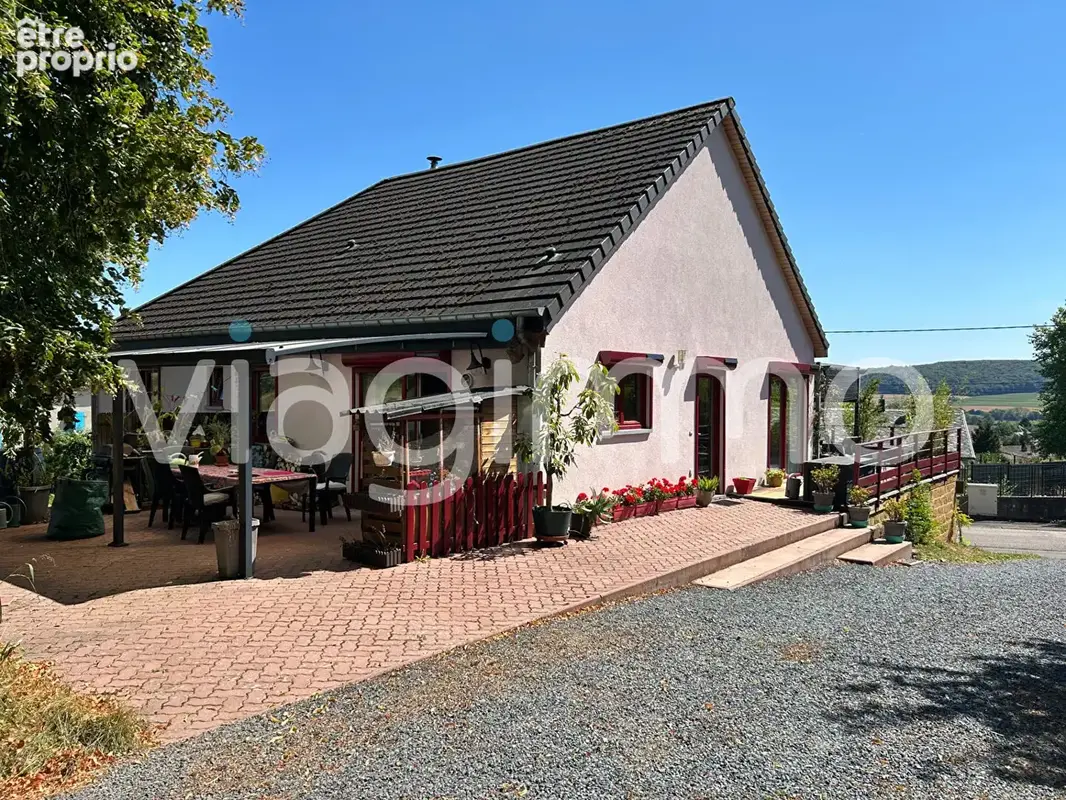 Maison Montmedy 4 pièce(s) 120 m2 - photo 2