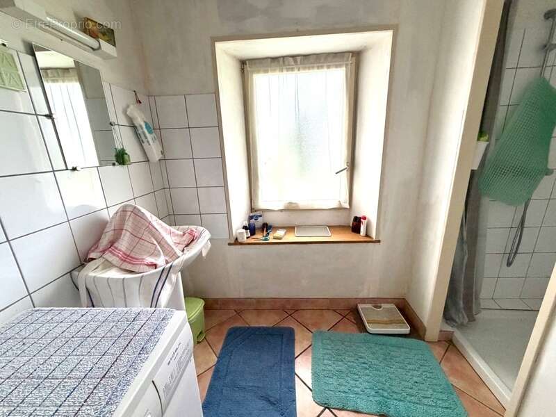 Maison en pierre de 111 m² avec garage, dépendance et terrain de 1 374 m² – Fort potentiel MOON SUR ELLE (50) - photo 12