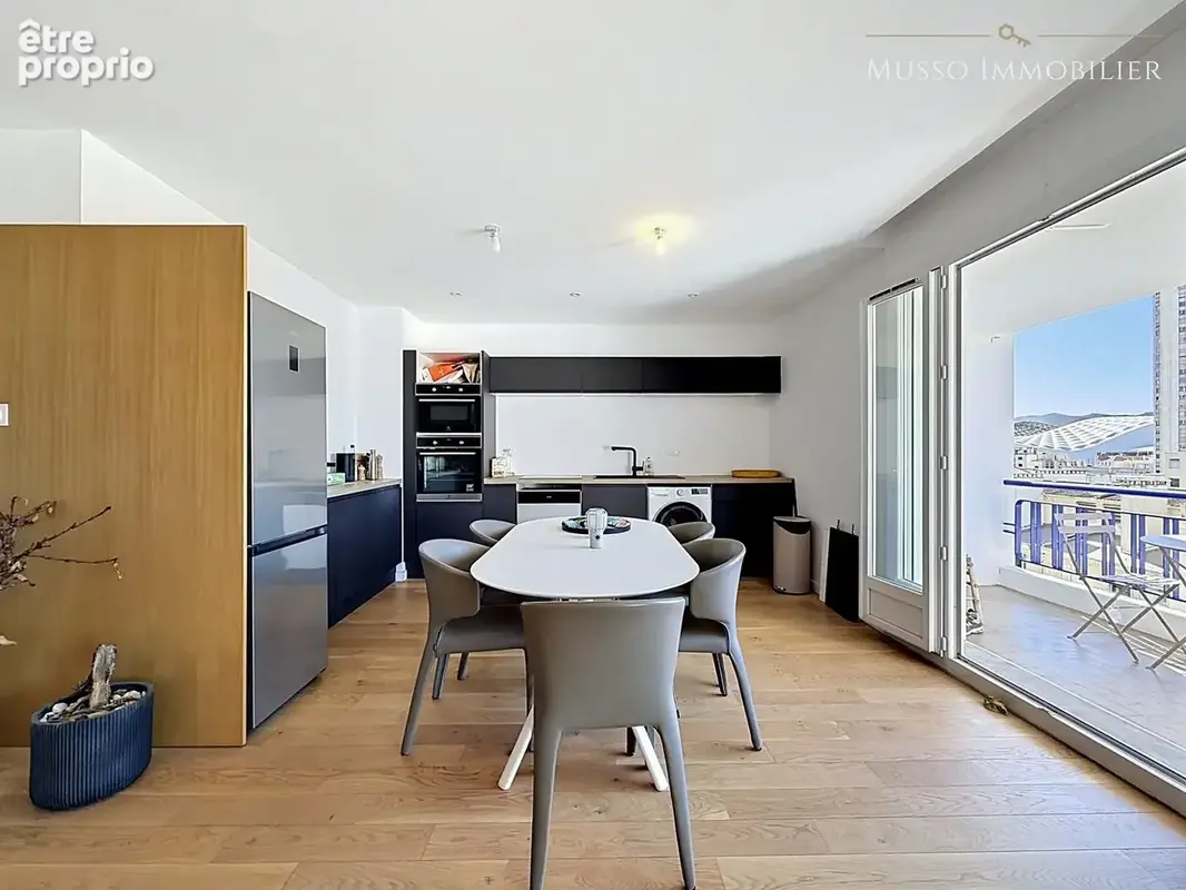 Appartement 3 pièces 82 m² à vendre à Marseille-8e (13008) - photo 7