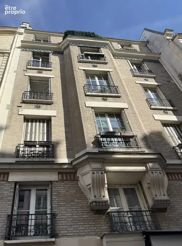 Paris 2ème – Montorgueil - Studio modulable en 2 pièces – refait à neuf -  28,58 m² - 345 000 euros - photo 7