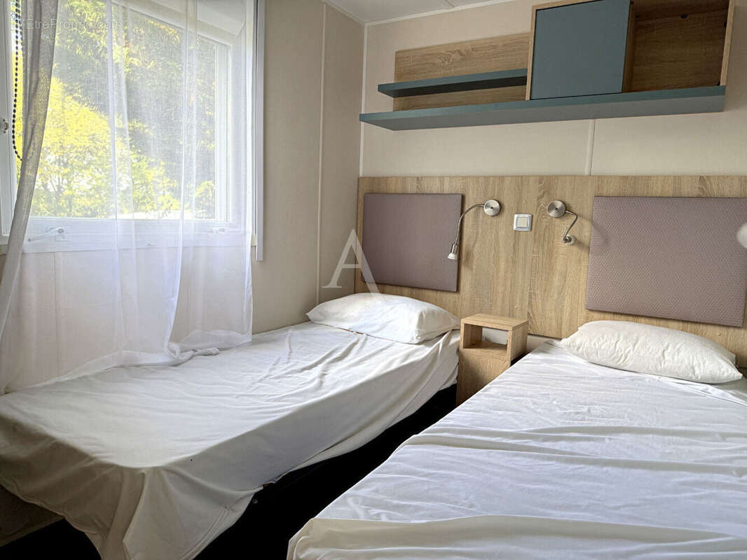 Maison à SAINT-CYR-EN-TALMONDAIS