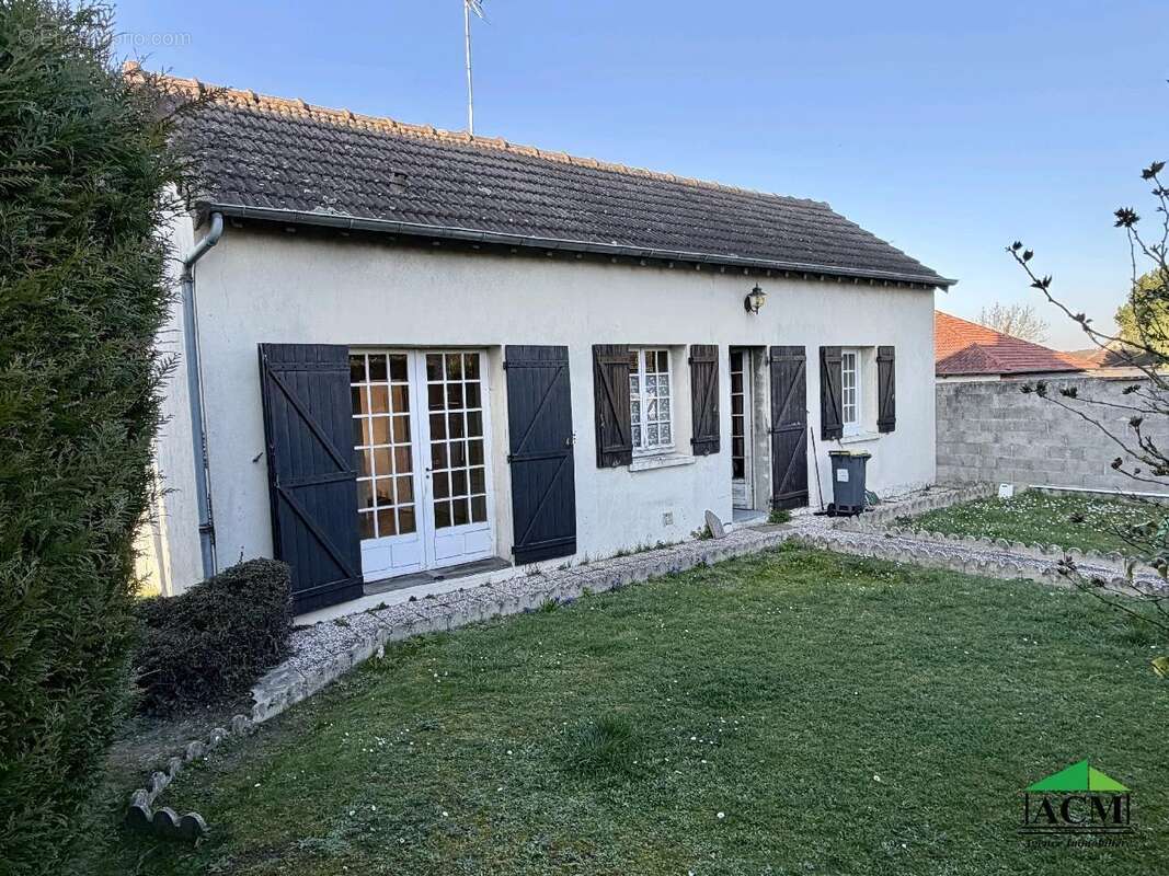 Maison à MERY-SUR-OISE